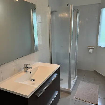 Appartement Charmant アパート アブランシュ